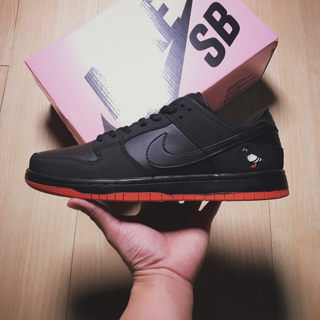 Sb dunk low pro cheap black pigeon