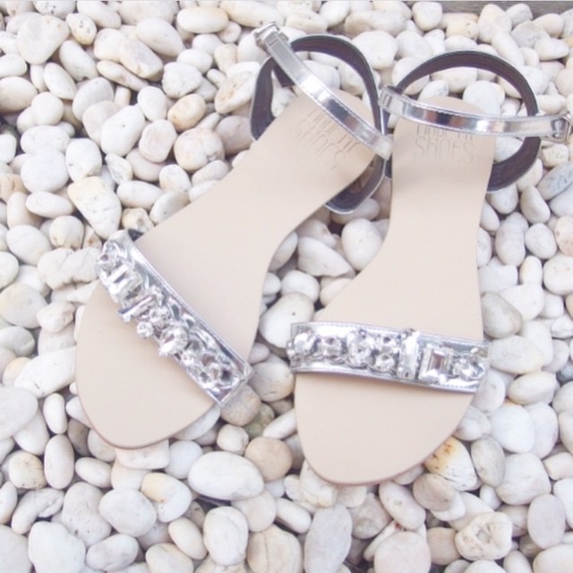 รองเท้าแบรนด์ Maed my shoes