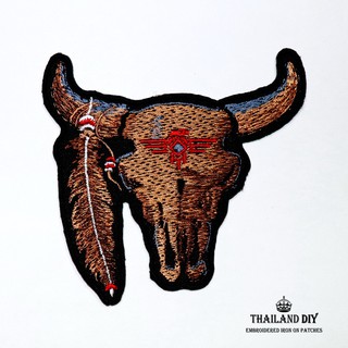 ตัวรีดติดเสื้อ ลาย หัวกะโหลกควาย เขาควาย ขนนก อินเดียแดง Buffalo skull Patch งานปัก DIY ตัวรีด อาร์ม ติดเสื้อผ้า กระเป๋า