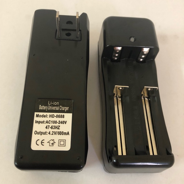 เครื่องชาร์จถ่าน  รางชาร์จ ใช้สำหรับถ่าน18650,CR123A,16340,14500,20700,21700,18500,26650 ตัดไฟอัตโนมัติ
