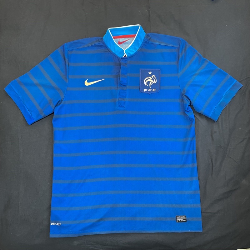 (MEN’S)(AAA) FRANCE EURO 2012 Blue Home Kit size L เสื้อฟุตบอล ทีมชาติฝรั่งเศษ ชุดลุยบอลยูโร ตราไก่ ชุดเหย้า สีน้ำเงิน
