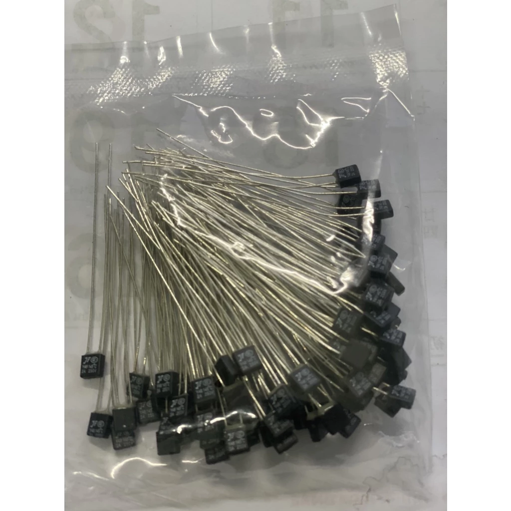 ฟิวส์พัดลม100ชิ้น เทอร์โมฟิวส์ HATARI ฟิวส์พัดลม 135°C/145°C 2A 250V เหลี่ยม 10/100ชิ้น อะไหล่พัดลม