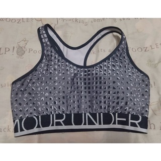 เสื้อครอป สปอร์ตบรา UNDER ARMOUR อก28-36 ป้ายในโดนตัด ของแท้แน่นอน แถมจัดส่งฟรีค่ะ