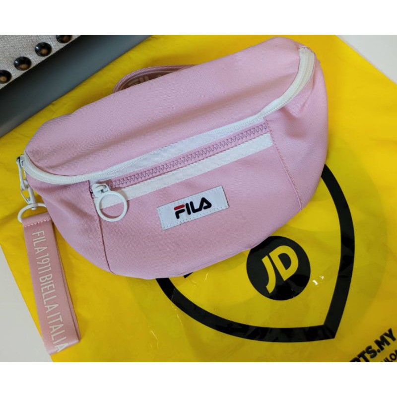 กระเป๋าสะพายข้างสีชมพู ยี่ห้อ FILA