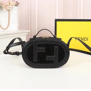 🔥ผ่อนได้🔥Fendi Oval Size 21 cm งาน Original อุปกรณ์ : Full Box Set