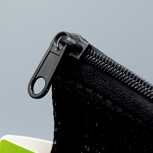 ไดโซ กระเป๋ากันกระแทกแบบนิ่ม A4 33x24 ซม. - รูปที่ 2