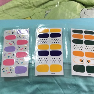 แผ่นละ 5 บาทเท่านั้น สติ๊กเกอร์ติดเล็บทันใจ ส่งจากไทย