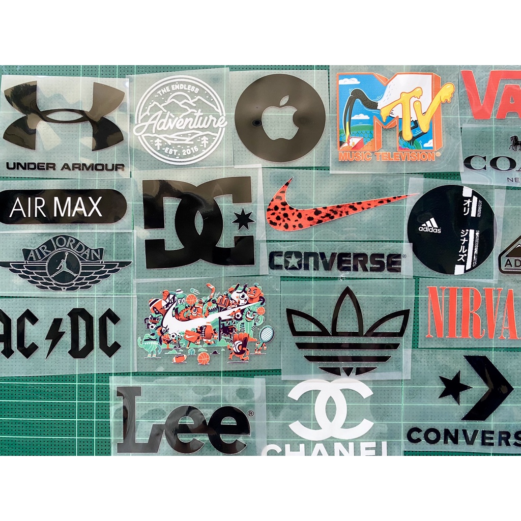 ตัวรีดติดเสื้อโลโก้แบรนด์เนม Lee Nike Vans Jeep ตัวรีดตกแต่งเสื้อผ้าแผ่นฟิมล์รีดร้อน