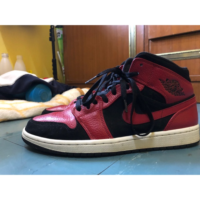 Nike Air Jordan 1 Mid Bred StockX