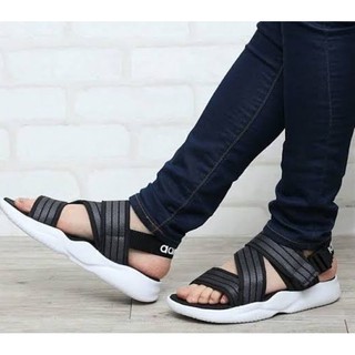 Adidas Womens 90s Regular Fit Swim Slide Sandals**สอบถามไซส์ก่อนสั่งซื้อทุกครั้งนะครับ**