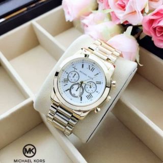 MICHAEL KORS ⏰ 
- นาฬิกาสายเลส