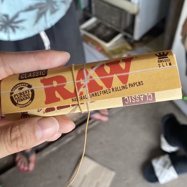 (ของแท้100% ส่งไว) พร้อมส่ง กระดาษRAW Classic Kingsize (110mm) กระดาษ โรล ส่งจากไทย