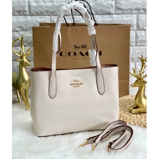 New in! COACH MINI AVENUE CARRYALL