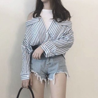 เสื้อทรงเชิ้ตปาดไหล่
