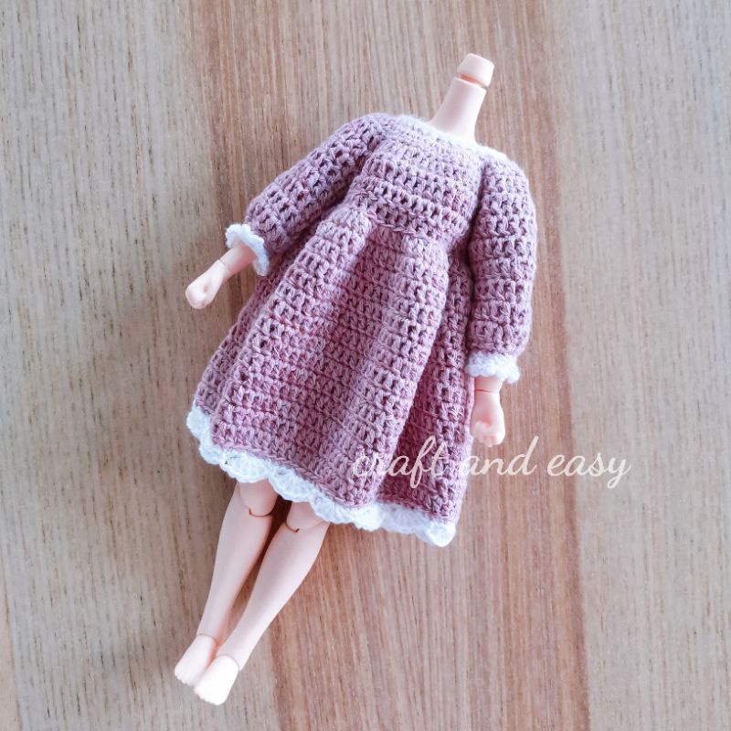 ชุดตุ๊กตาบลายธ์ Blythe Crochet Clothes ขนาด 30 cm