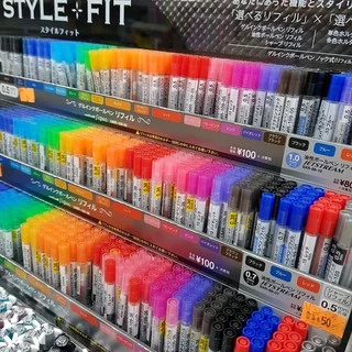 ไส้ปากกา Uni style fit 0.38 mm และ 0.5 mm