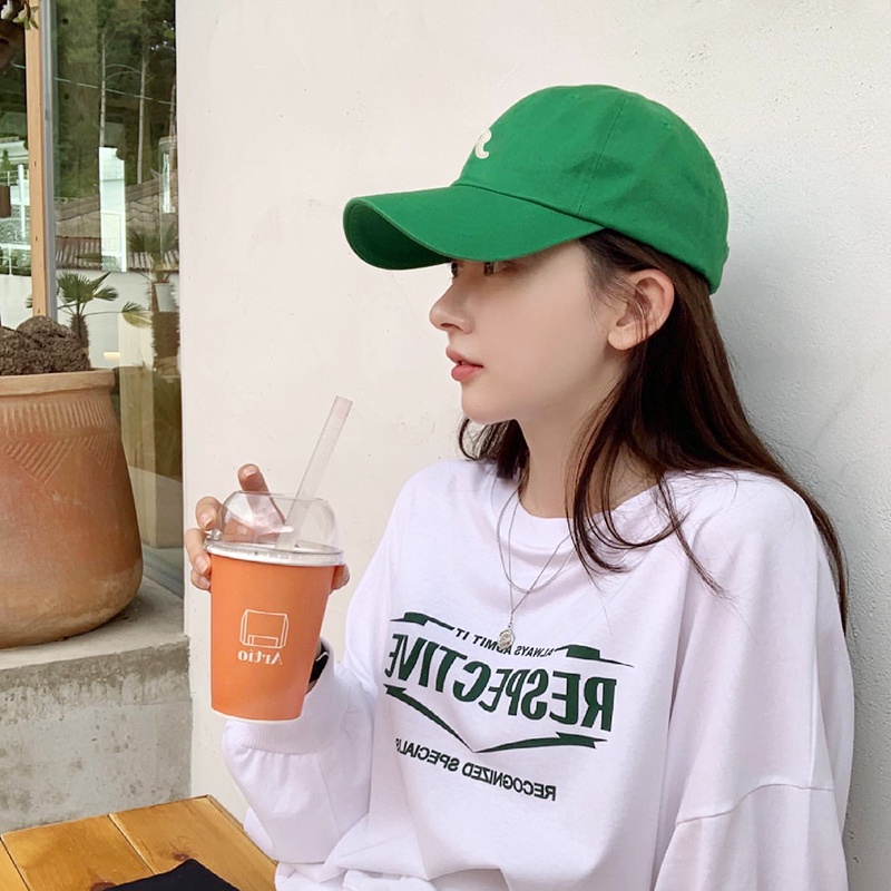 R หมวกเบสบอล กันแดด ขนาดเล็ก สีเขียว สีขาว สไตล์เกาหลี สําหรับผู้หญิง และผู้ชาย