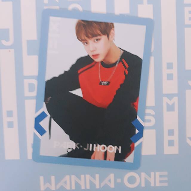 Wannaone JIHOON ALBUM & MINHYUN PHOTCARD SKY VER