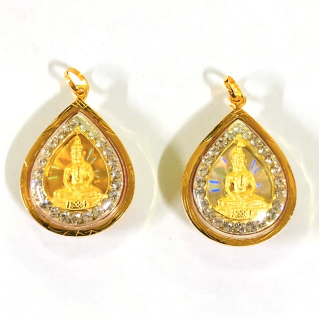 จี้หลวงพ่อโสธร (พื้นหลังแสงสะท้อนได้)เลี่ยมทองแท้90% เลี่ยมกันน้ำ