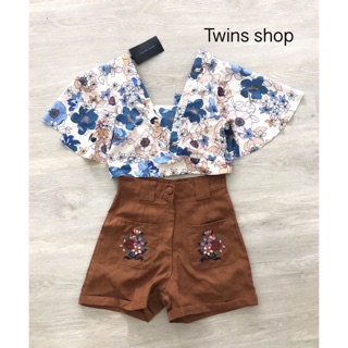 Twin Shop