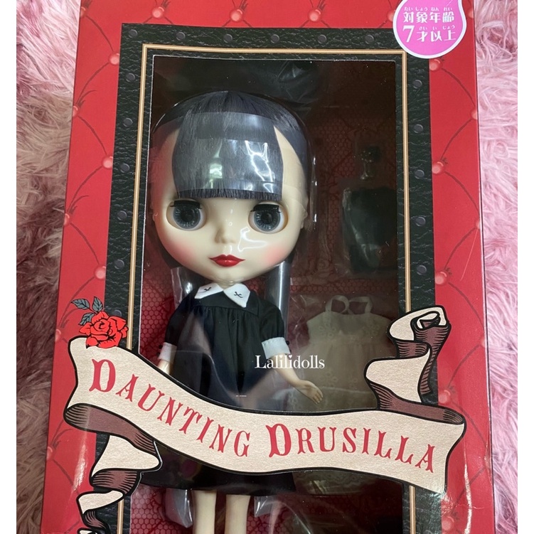 💎พร้อมส่ง💎เหลือคนสุดท้าย Blythe บลายธ์❤️neo blythe รุ่น Daunting Drusilla ⚡️สาวน้อยแดรกคูล่าหน้าใส⚡️