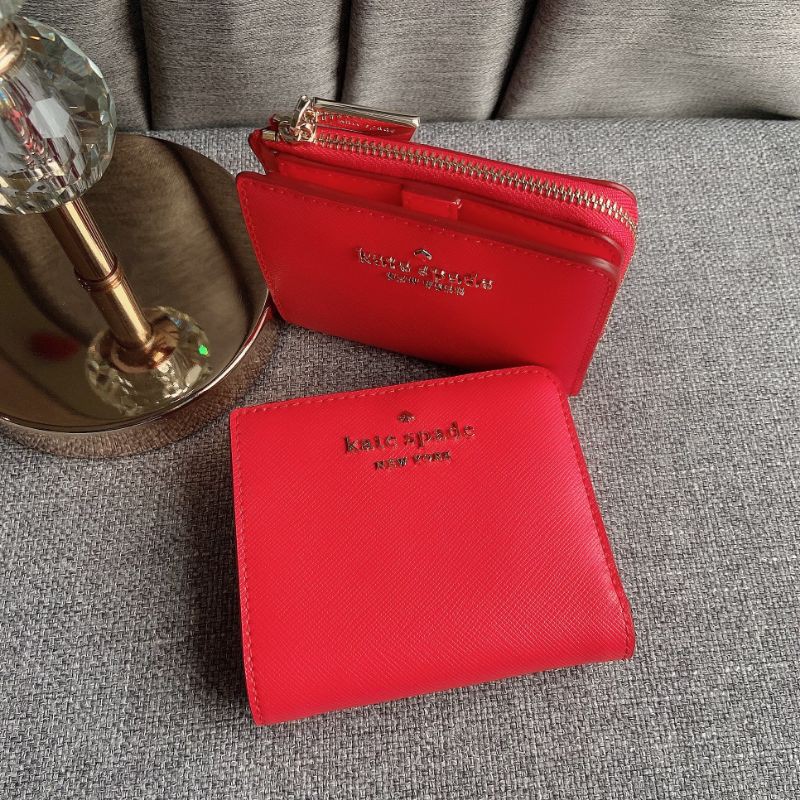 🎀 กระเป๋าสตางค์ใบสั้น สีแดงสด WLR00143 Kate Spade Staci Small L-Zip Bifold Wallet สี digital rd