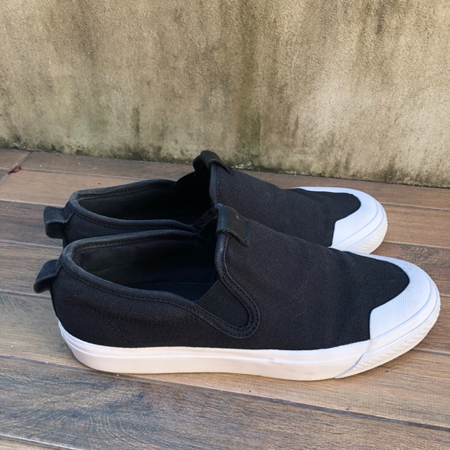 Adidas slip on Nizza แท้ 24.5 cm