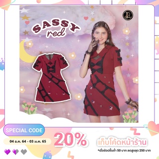 ชุดเดรสกระโปรง สีแดง ปักลายโบว์ BLT DRESS SASSY RED💋