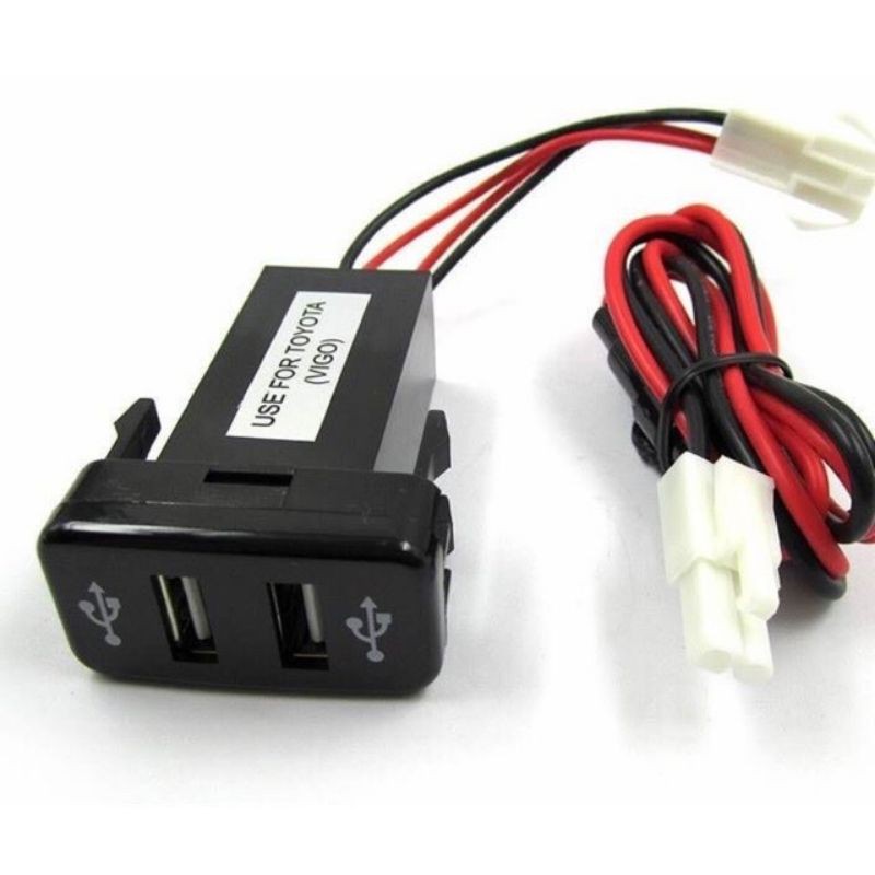 ตัวเพิ่มช่องชาร์จ usb ในรถแบบตรงรุ่นของ toyota ใช้ได้กับรถ toyota vigo fortuner รุ่นเก่าและรถตู้ commuter