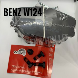 BENZ ผ้าเบรคหน้า สำหรับรถเบนซ์ W124 (E200 E220 E280 E300 220E 280E) W201 (190E) ยี่ห้อ TRW GDB818