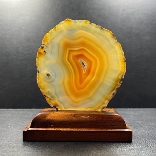 แผ่นหินอาเกตธรรมชาติขัดมัน พร้อมฐานไม้ (Natural Brown Agate Slice on wooden stand) #1