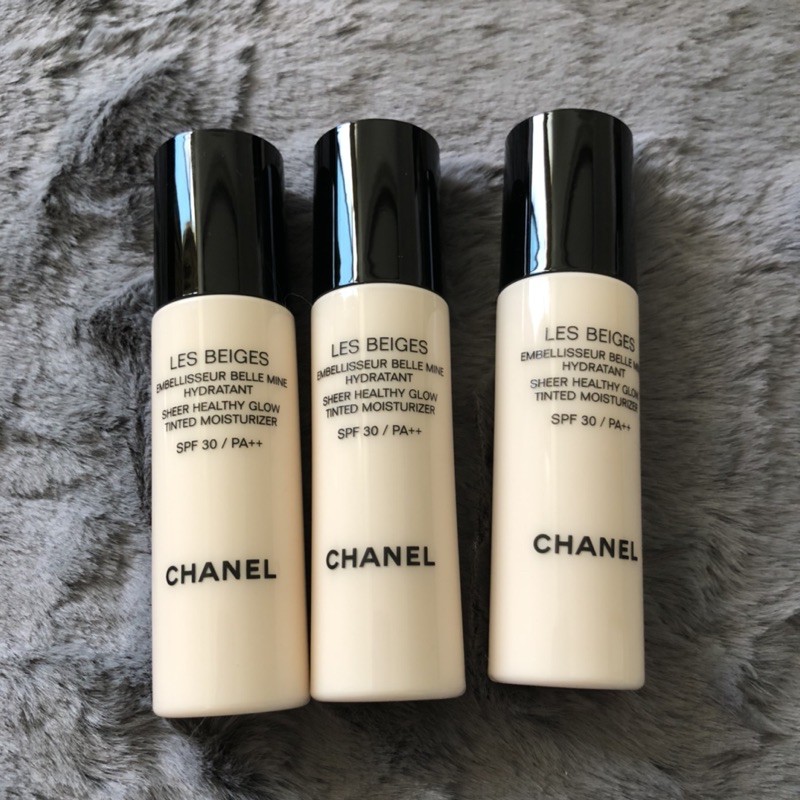 CHANEL Les Beiges Sheer Healthy Glow Tinted Moisturizer SPF 30/PA++