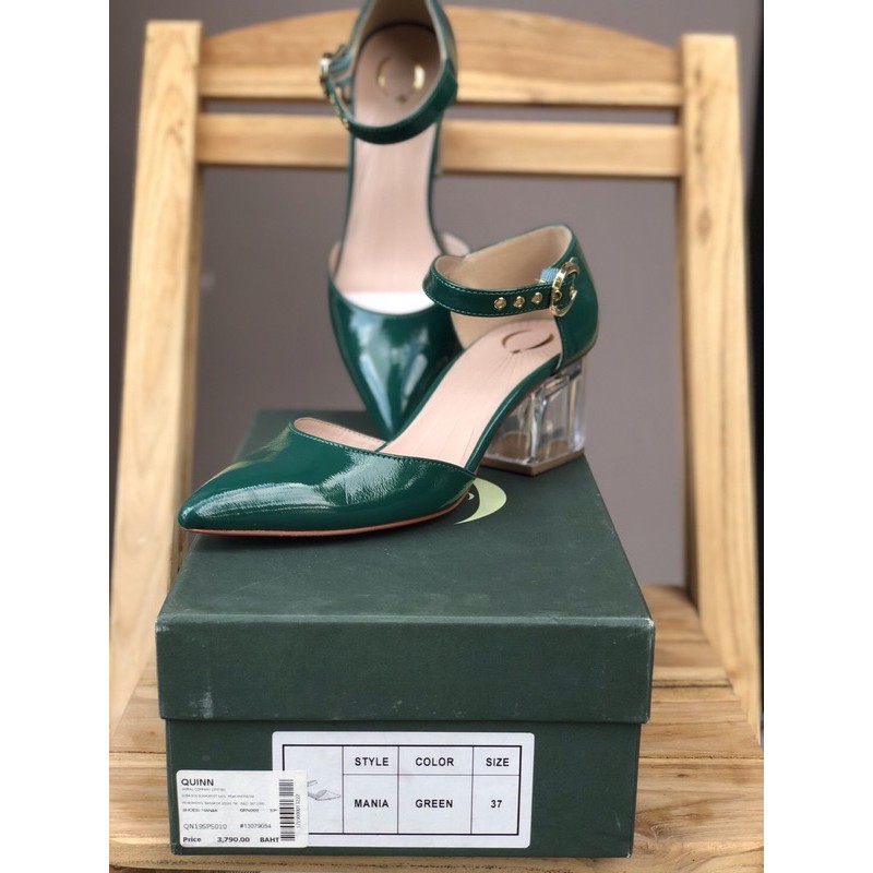 Quinn Shoes รองเท้าสีเขียว Used in Very Good Condition