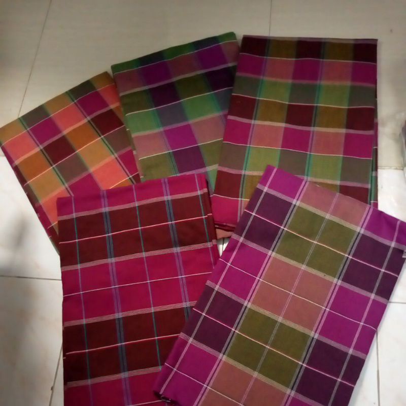 #ผ้าโสร่ง
#ผ้าโสร่งลายสก๊อต
#ผ้าโสร่งขนาด100x180ซม
#ผ้าโสร่งราคาโรงงาน
#ผ้าโสร่งยังไม่เย็บผืน