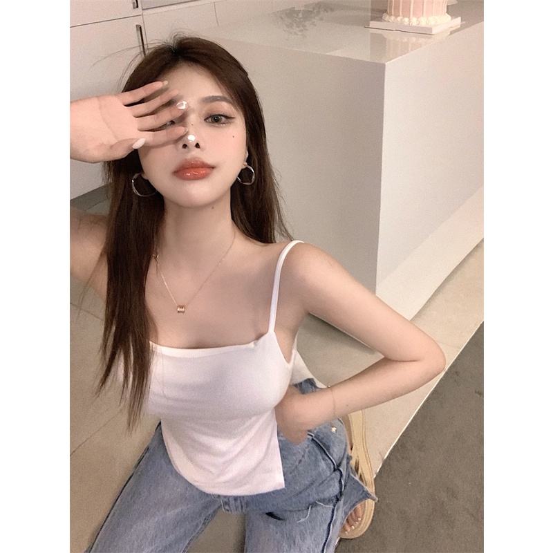 lune 11059เสื้อครอปสายเดี่ยว สายเดี่ยวไหมพรมถัก อกเว้า แบบครึ่งตัว ผ้านิ่มใส่สบาย สายเดี่ยวเซ็กซี่ แฟชั่น ผู้หญิง