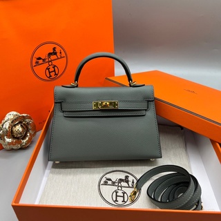 กระเป๋า Hermes   size 19cm ออริหนังแท้สวยมาก