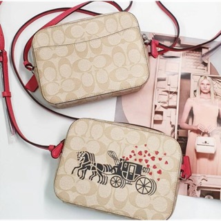 🌷Coach camera crossbody bag ลายรถม้า รุ่นใหม่ล่าสุด ไม่มีไม่ได้แล้วค่ะ🌷