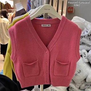 🇰🇷New🇰🇷  Korea colorful knitted vest เสื้อกั๊กผ้าทอเนื้อเกรดพรีเมียม เลยนะค้าตัวนี้ สีสวยมากกกก แนะนำเลย แขนกุดใส่สวย