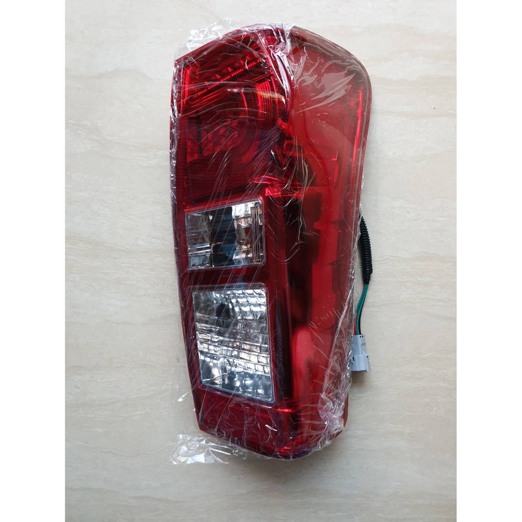 ไฟท้าย ALL NEW D-MAX LED ข้าง RH ปี2016 ไต้หวัน ราคาดวงละ 1280 บาท