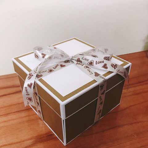 LOVE BOX D8 กล่องของขวัญ
