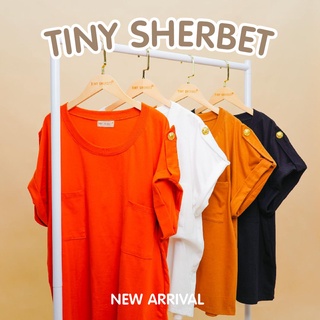 เสื้อยืด คอกลม กระเป๋าหน้า แต่งกระดุมทอง แขนพับ อกใหญ่ 48 แฟชั่นใหม่ I Tiny sherbet