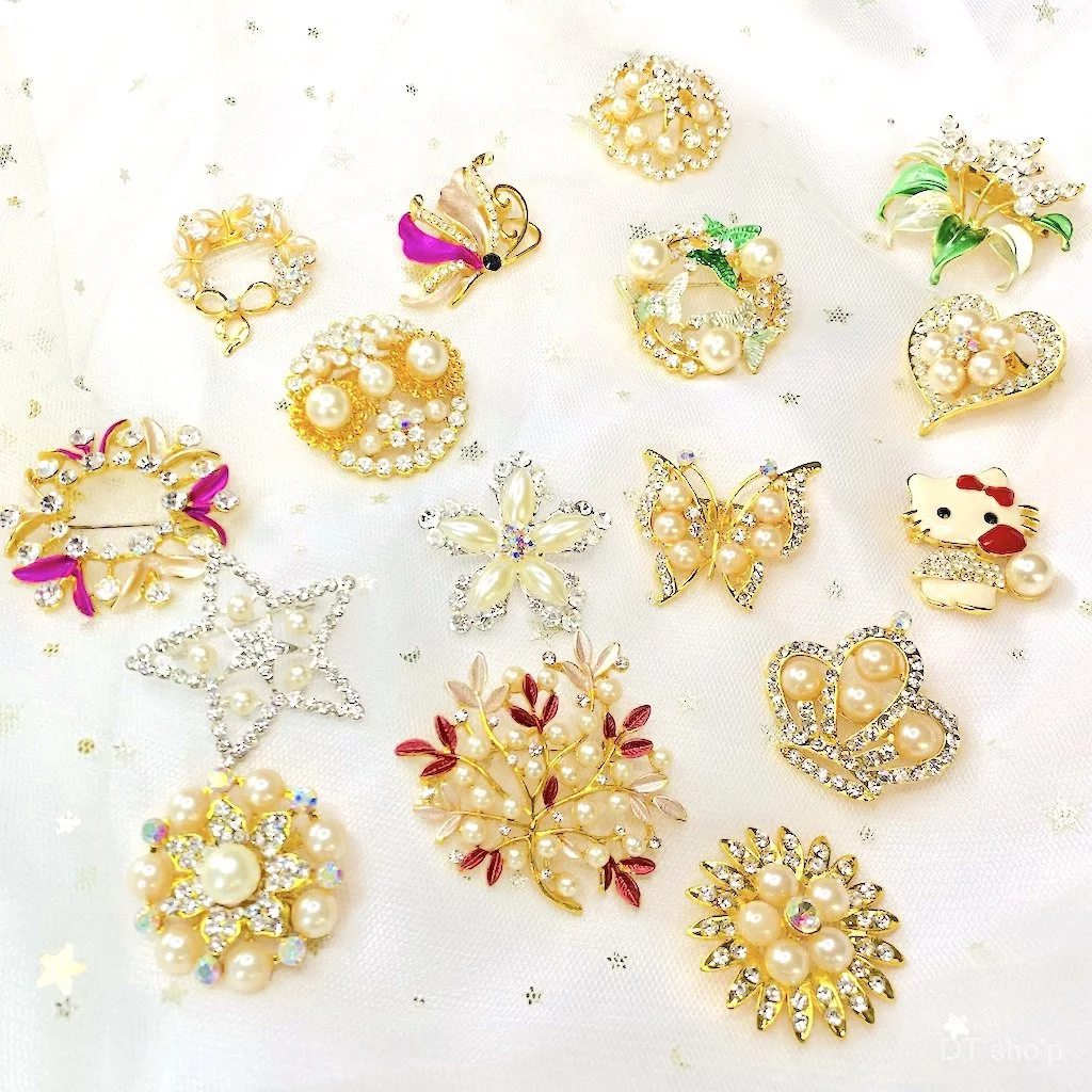 เข็มกลัดมุกอัลลอย เข็มกลัดแฟชั่น เข็มกลัดมุก เข็มกลัดทอง เข็มกลัดเงิน brooch ryzl