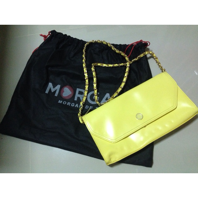 กระเป๋าสะพาย MORGAN
