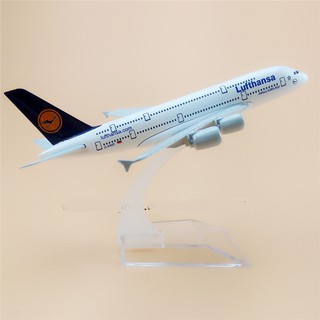 โมเดล เครื่องบิน LUFTHANSA AIRBUS A380-800 ขนาด 16 ซม.ทำด้วยเหล็ก  สวย งานละเอียด - ของขวัญ ของสะสม ของตั้งโชว์