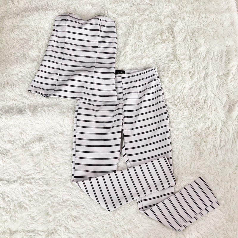 มือสอง ส่งต่อ ป้าย villa ชุดเซ็ตเสื้อกางเกงขายาว งานป้ายมือสอง ส่งต่องานป้าย โล๊ะตู้