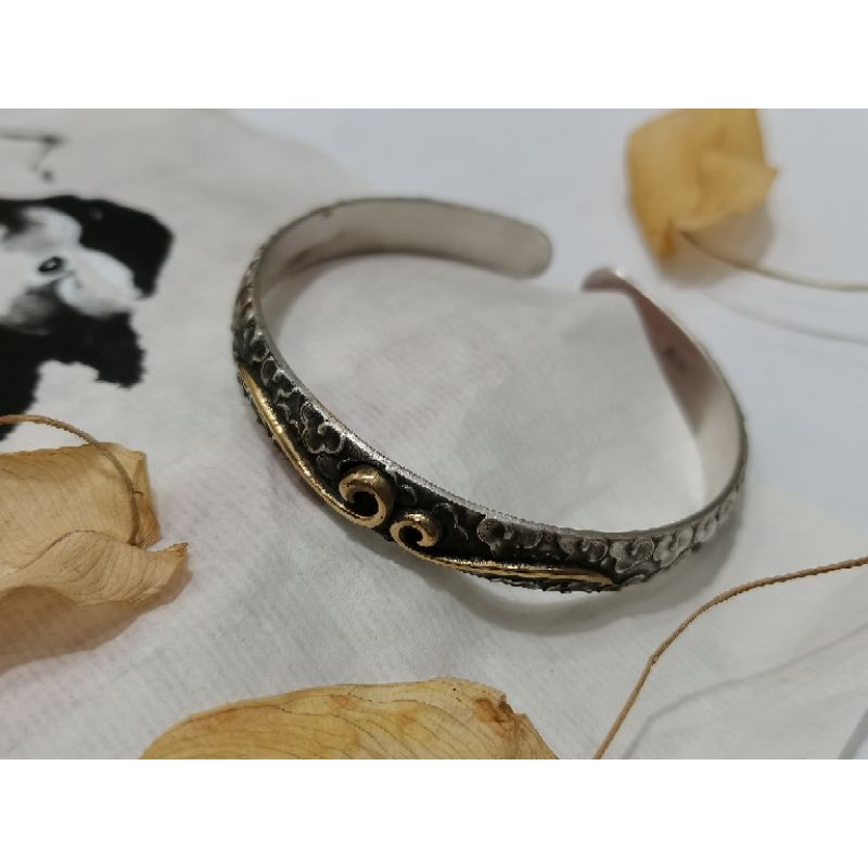 กําไล Monkey King Wu Kong เงินแข็ง 999!