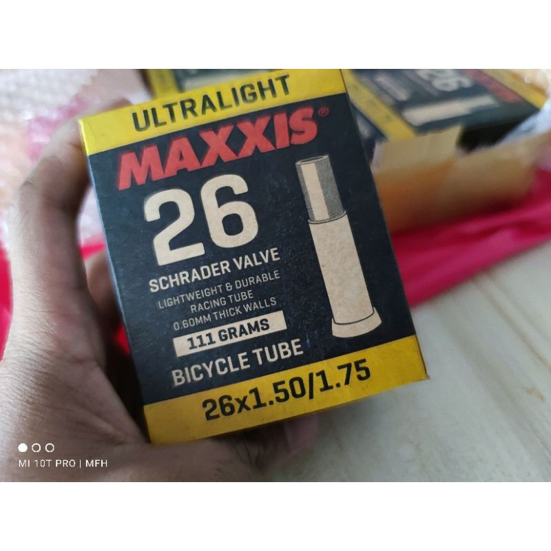 Maxxis Ultralight 26 ยางใน MTB 26x1.50-1.75 วาล์ว Schrader