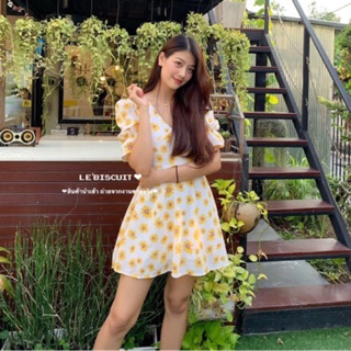 💛 Yellow daisy dress มินิเดรสคอวีจั๊มระบายแขนน่ารักๆ ลายดอกเดซี่สีเหลือง