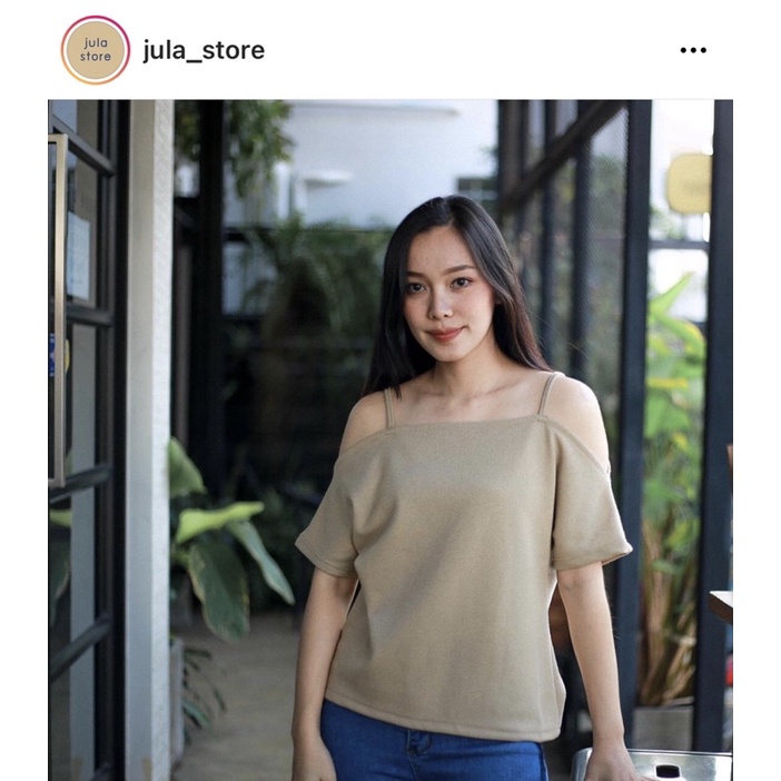 ส่งต่อ เสื้อสายเดี่ยว ปาดไหล่ แบรนด์ jula_store ไม่เคยใส่ ใหม่มาก