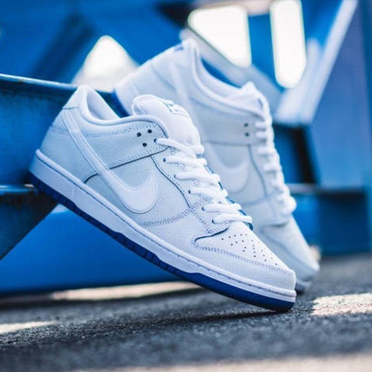 NikeSB DUNK LOW White and Blue Scratch-off Burst Crack Blue and 